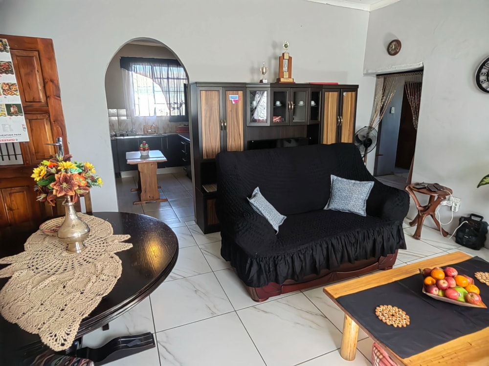 House for sale in Oudtshoorn South - 1OU1711156 House for sale in Oudtshoorn South - 1OU1711156