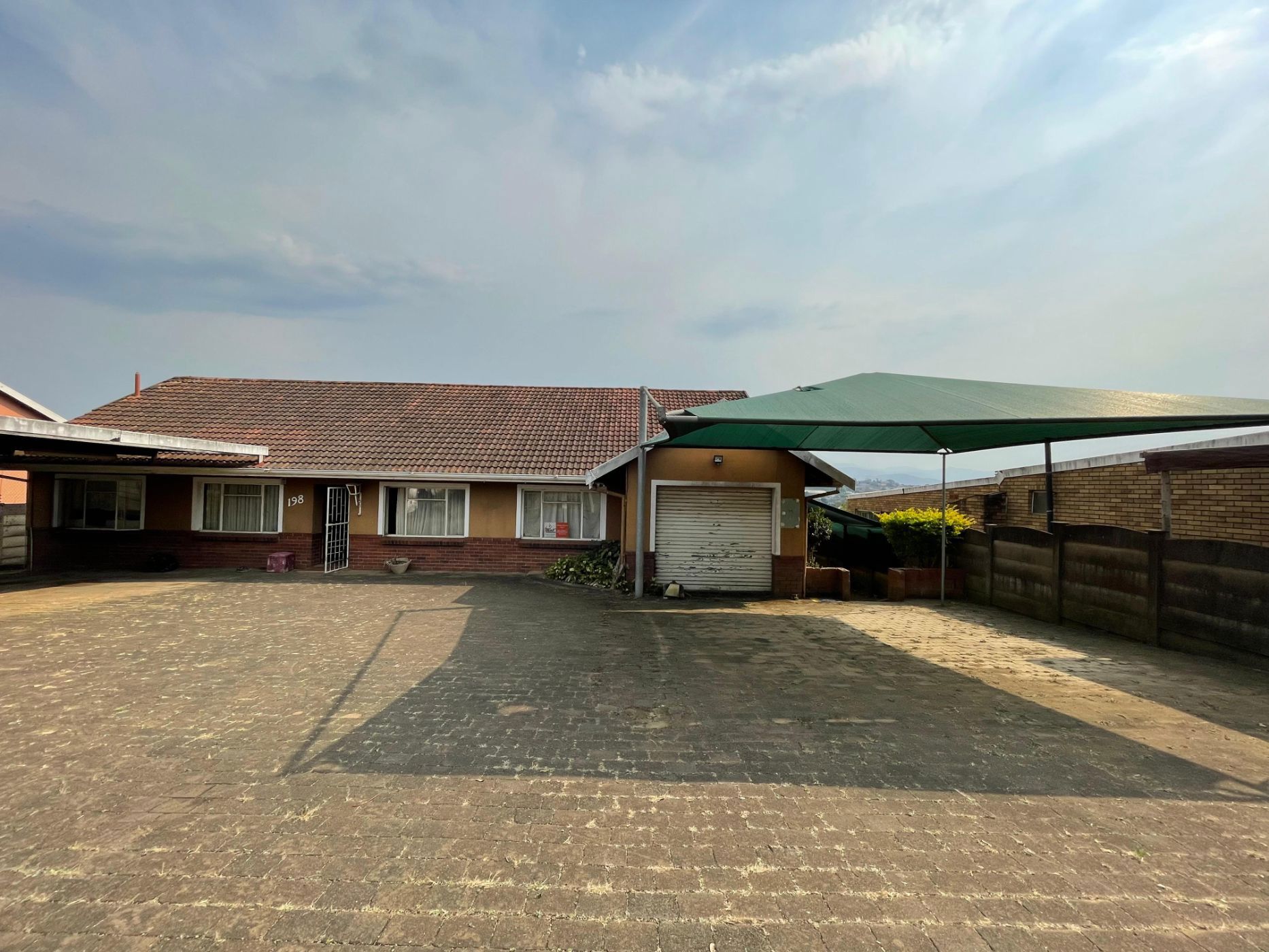 Single-storey house for sale in Bisley - 1PM1711541