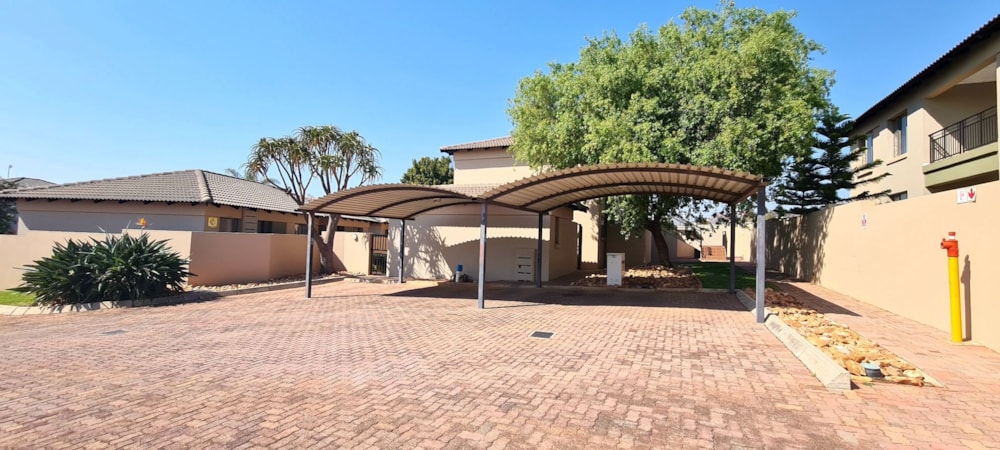 Townhouse for sale in Bendor - 1PS1708403 Townhouse for sale in Bendor - 1PS1708403