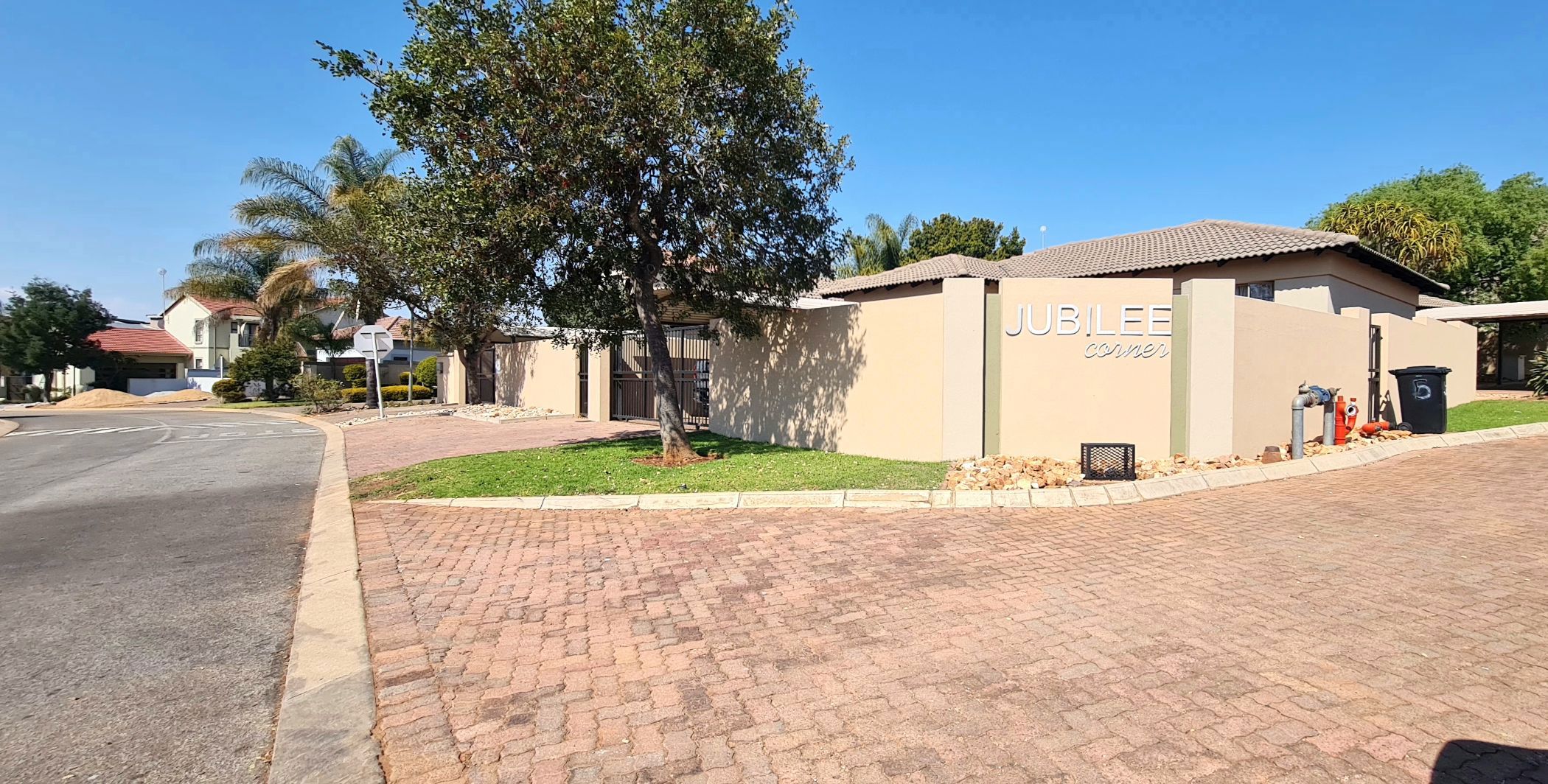 Townhouse for sale in Bendor - 1PS1708403