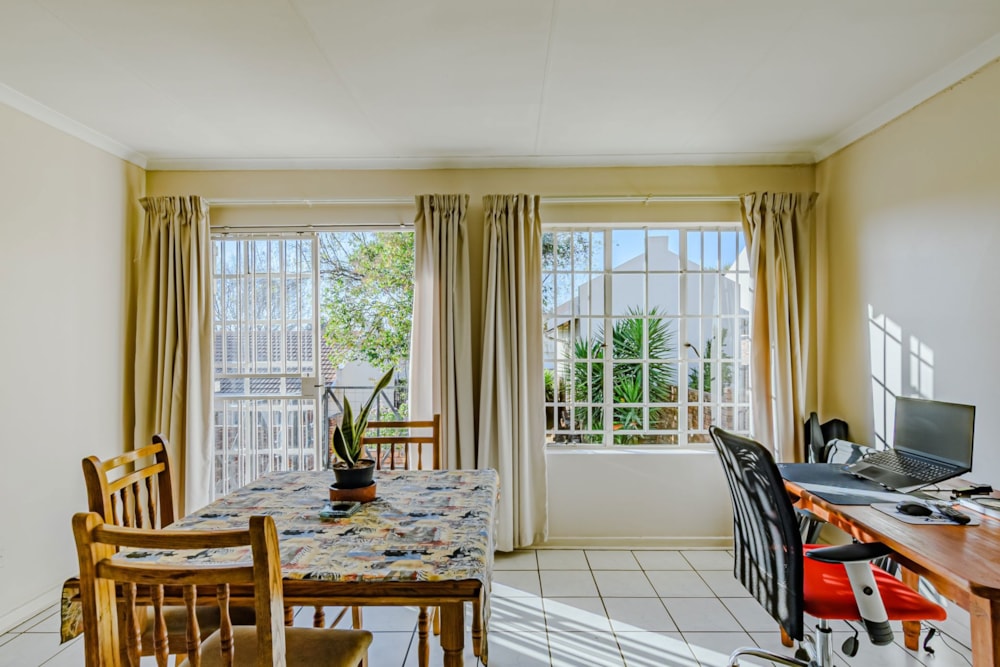 Townhouse for sale in Erasmuskloof - PT1709552 Townhouse for sale in Erasmuskloof - PT1709552