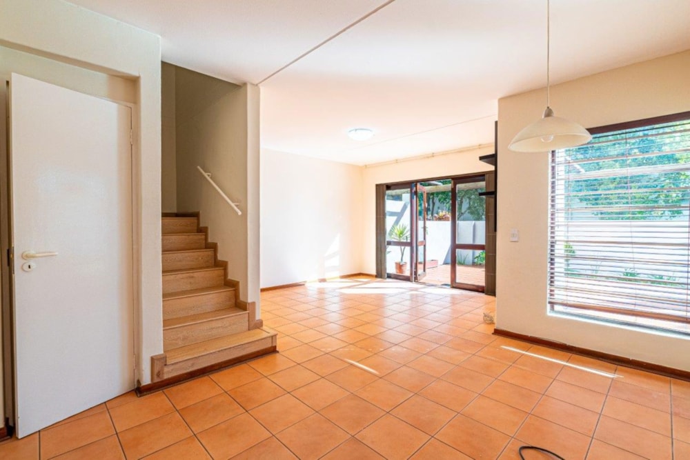 Townhouse for sale in Sandown, Sandton - HP1710716 Townhouse for sale in Sandown, Sandton - HP1710716