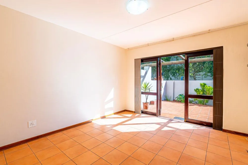 Townhouse sold in Sandown, Sandton - HP1710716 Townhouse sold in Sandown, Sandton - HP1710716