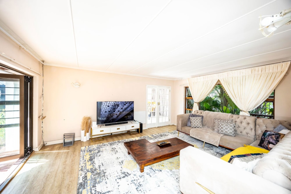 House for sale in Blue Bend - 1EZ1711603 House for sale in Blue Bend - 1EZ1711603