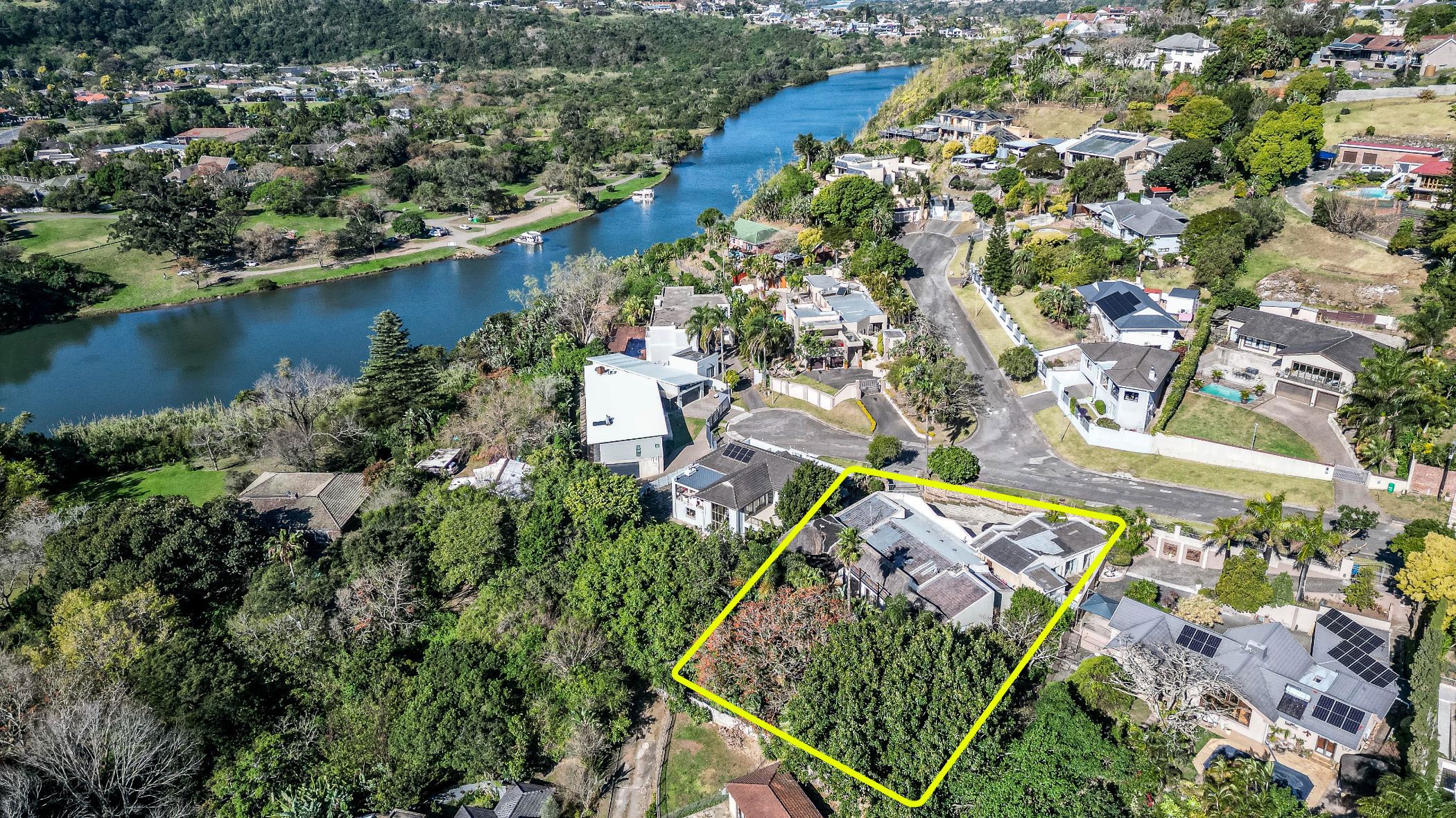 House for sale in Bonnie Doon - 1EZ1711912