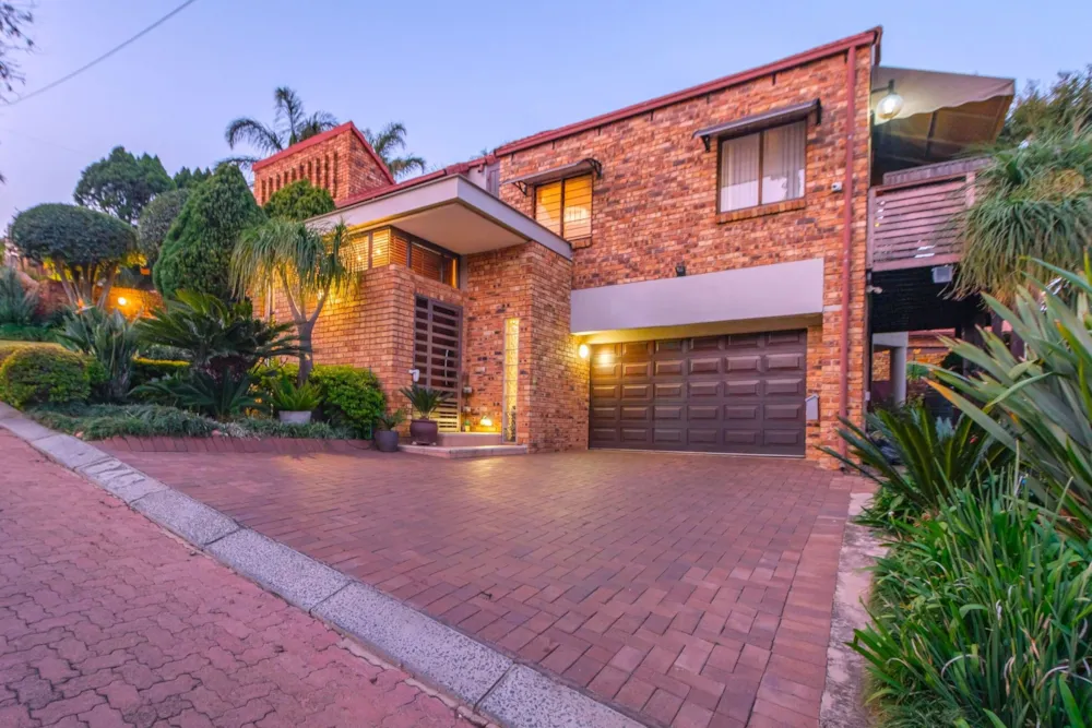 House for sale in Constantia Kloof - RAN1711154 House for sale in Constantia Kloof - RAN1711154