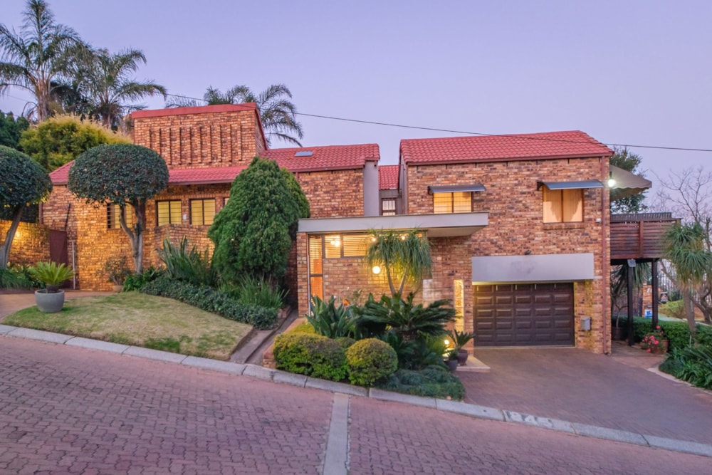 House for sale in Constantia Kloof - RAN1711154 House for sale in Constantia Kloof - RAN1711154