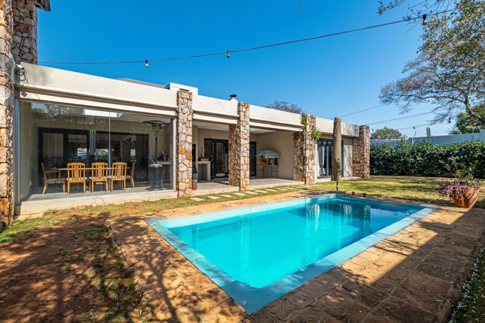 House let in Parktown North - JBL1711887 House let in Parktown North - JBL1711887
