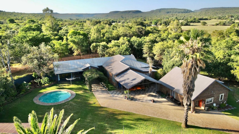 Mixed use farm for sale in Zeerust - 1RU1599733