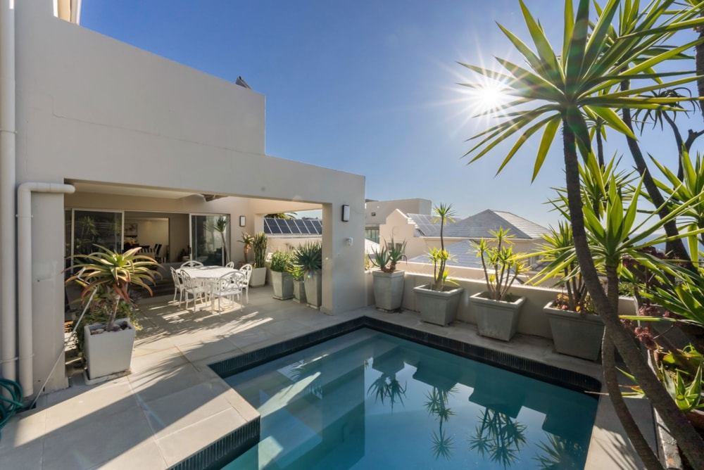 House for sale in Bantry Bay - AS1712920 House for sale in Bantry Bay - AS1712920