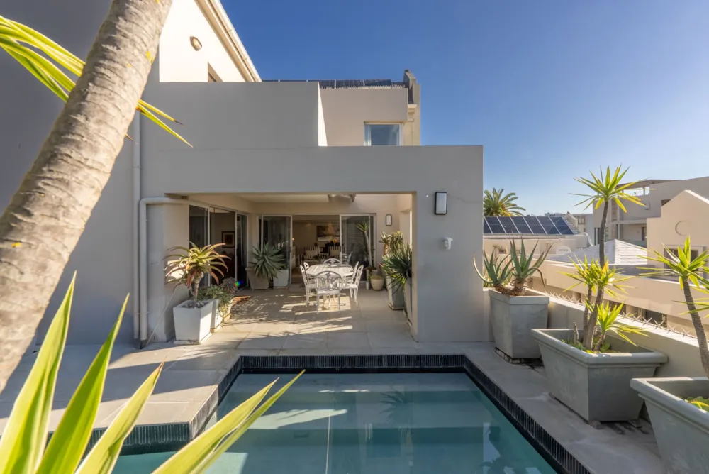 House sold in Bantry Bay - AS1712920 House sold in Bantry Bay - AS1712920