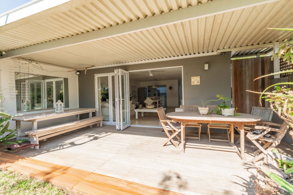 Townhouse for sale in Umdloti Beach - 1ND1710053