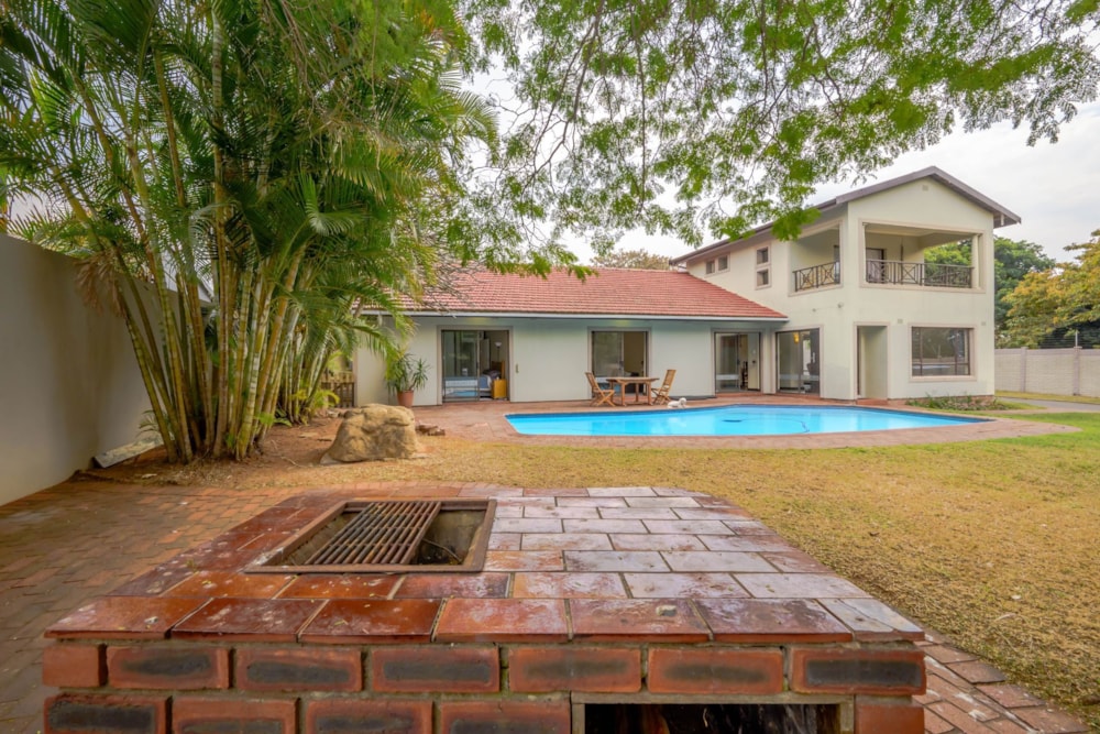 House for sale in La Lucia - 1ND1710624 House for sale in La Lucia - 1ND1710624