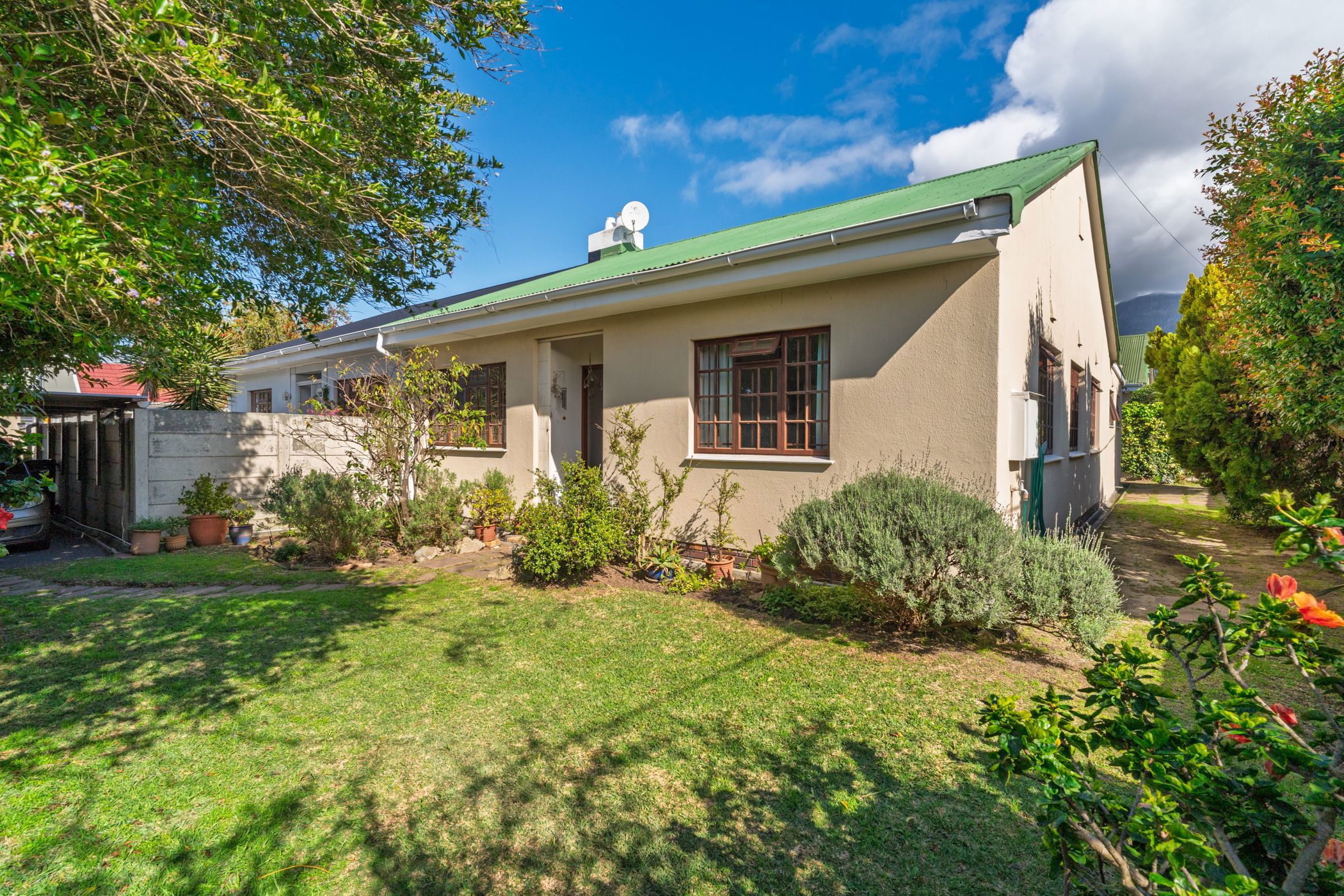 House for sale in Claremont, Cape Town - KW1712705