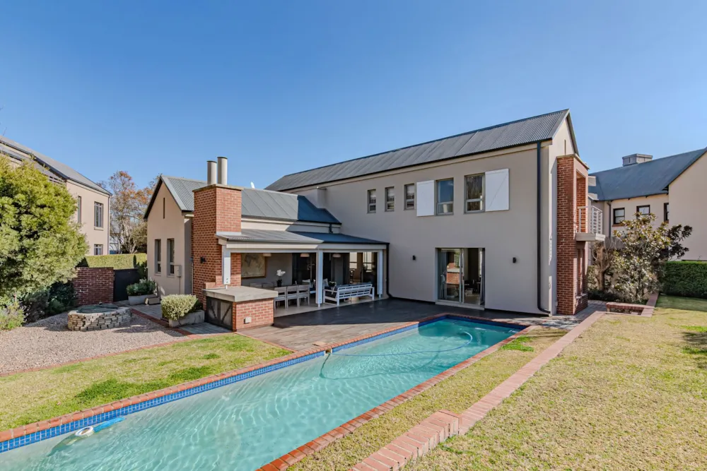 House let in Southdowns Estate - CNL1734461 House let in Southdowns Estate - CNL1734461