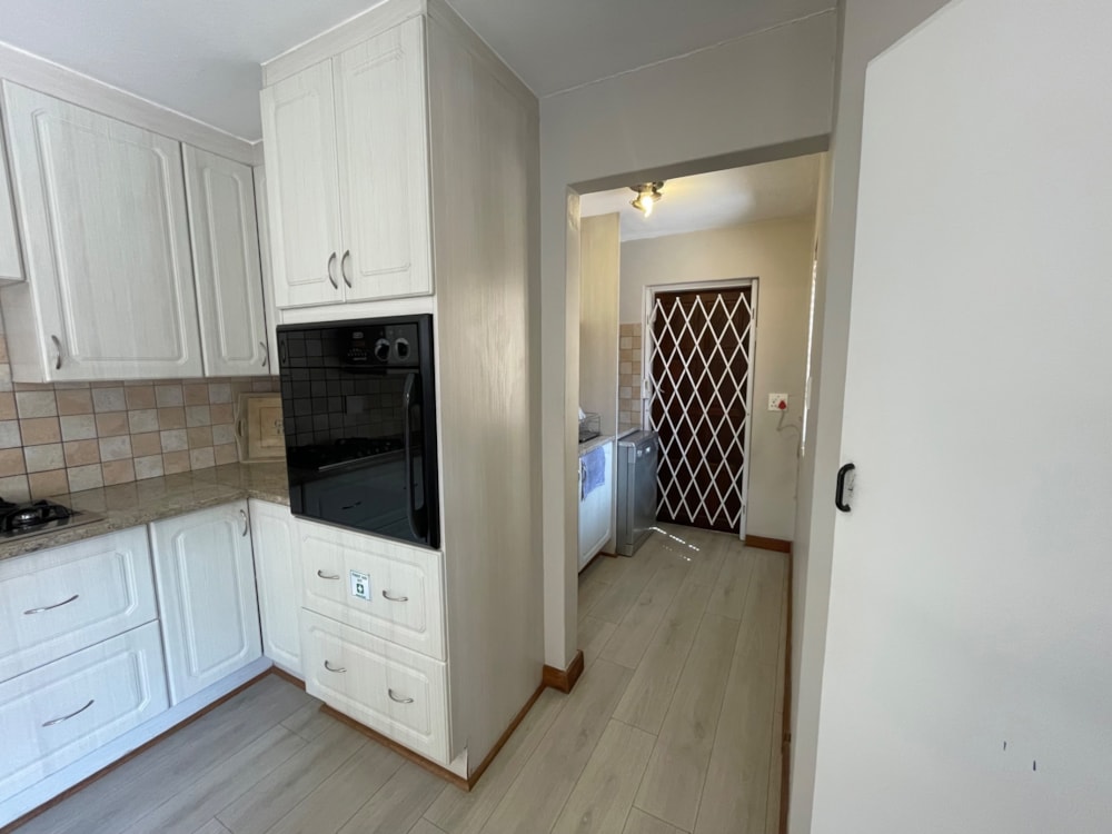 House for sale in Zwartkop - CN1712587 House for sale in Zwartkop - CN1712587