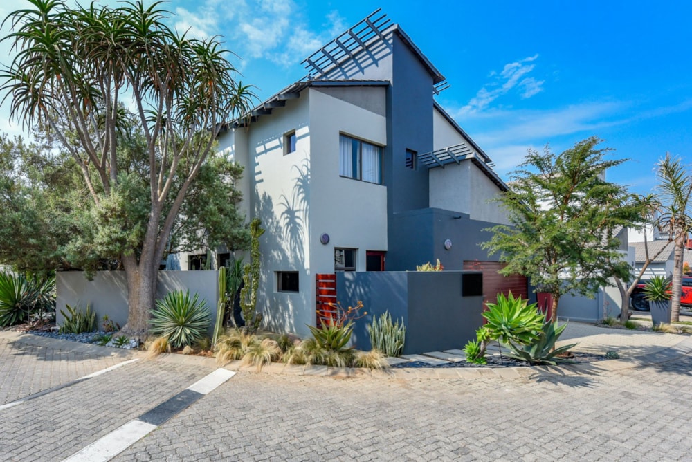 House for sale in Craigavon - FW1711798