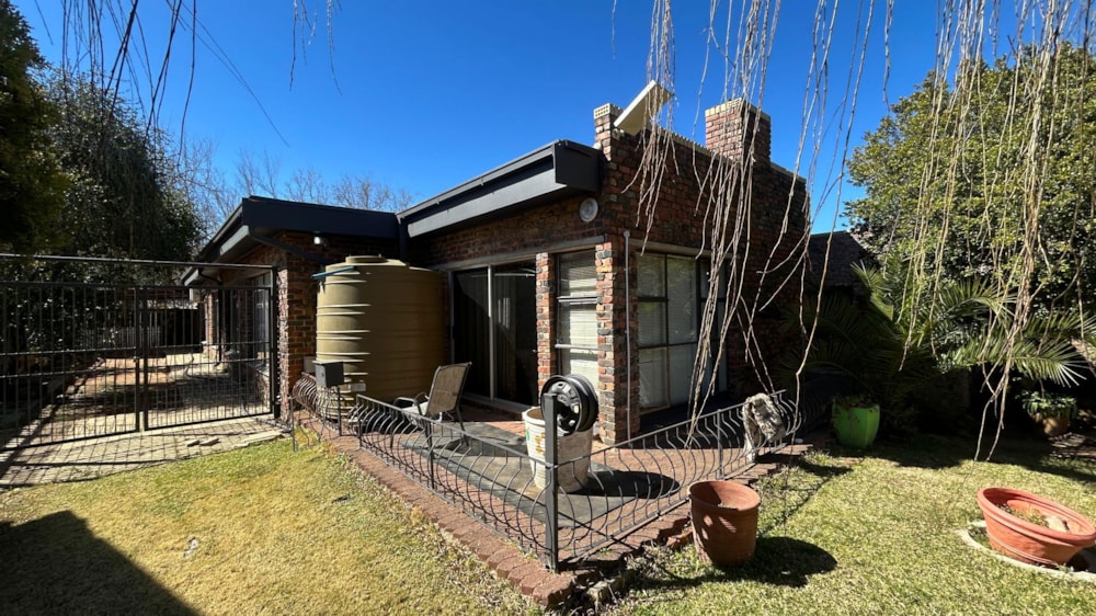 House for sale in Fichardt Park - 1BX1709733 House for sale in Fichardt Park - 1BX1709733