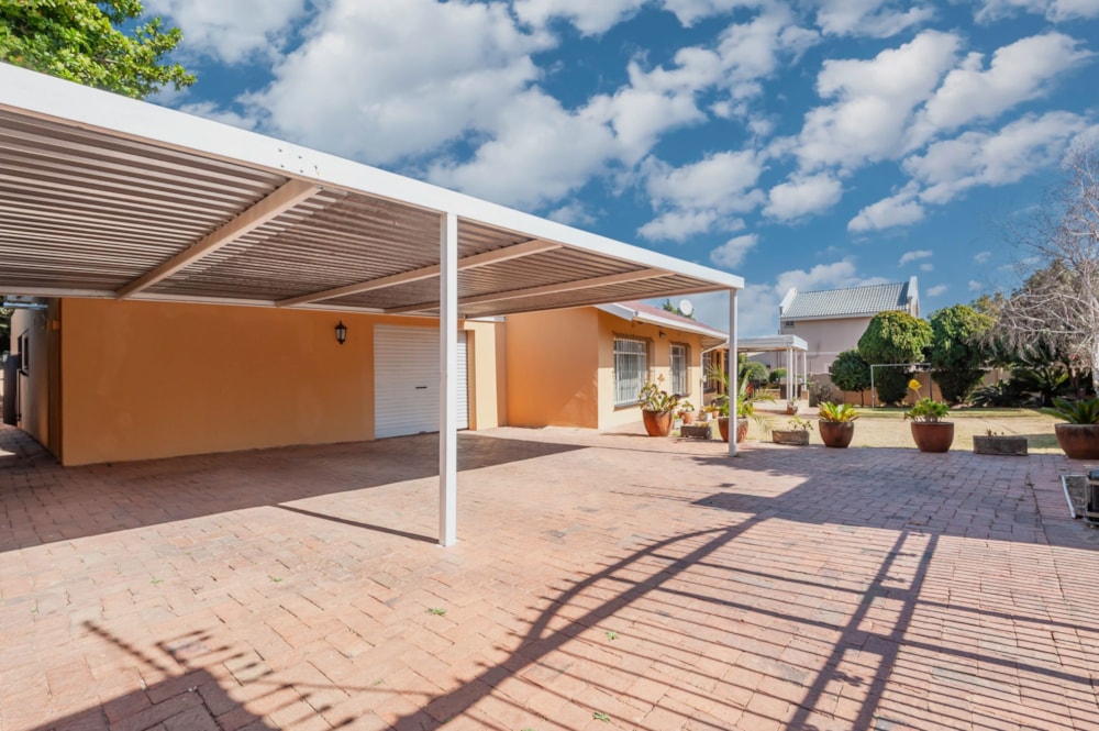 House for sale in Kensington B - RAN1710524 House for sale in Kensington B - RAN1710524