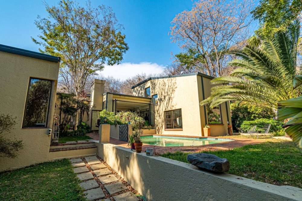 House for sale in Bryanston - RAN1712016 House for sale in Bryanston - RAN1712016