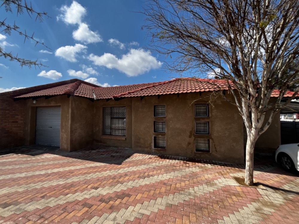 House for sale in Emdo Park - 1PS1710523