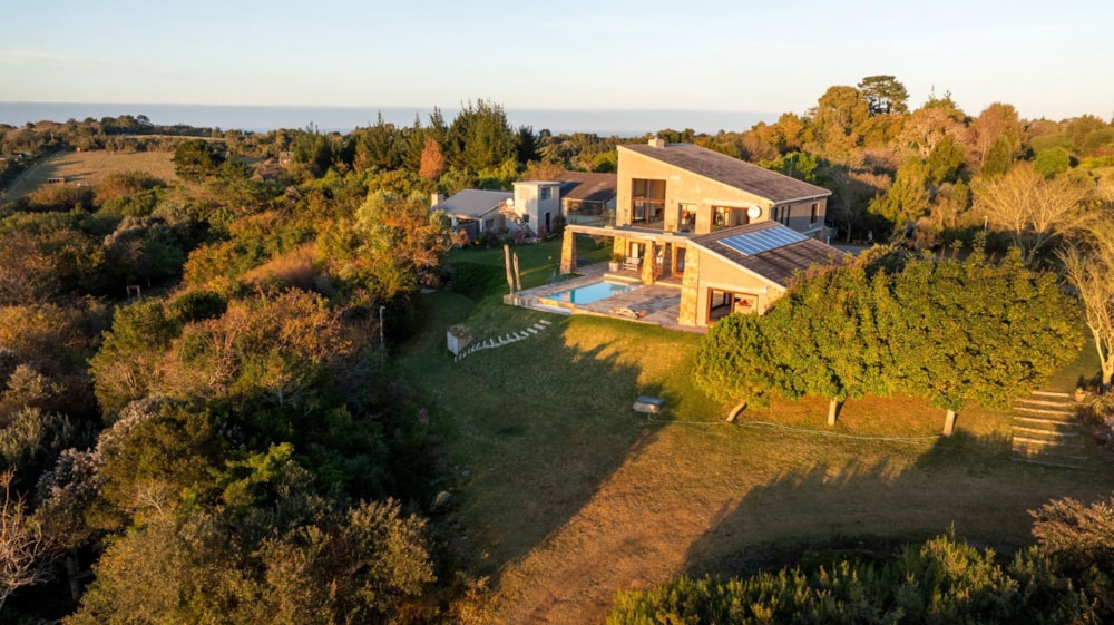 House for sale in Wilderness Heights - GEO1660012 House for sale in Wilderness Heights - GEO1660012