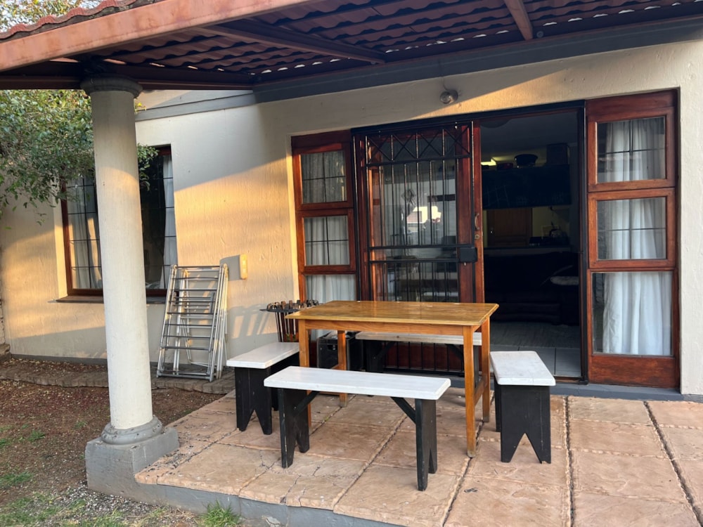 Townhouse for sale in Langenhovenpark - 1BX1713590 Townhouse for sale in Langenhovenpark - 1BX1713590