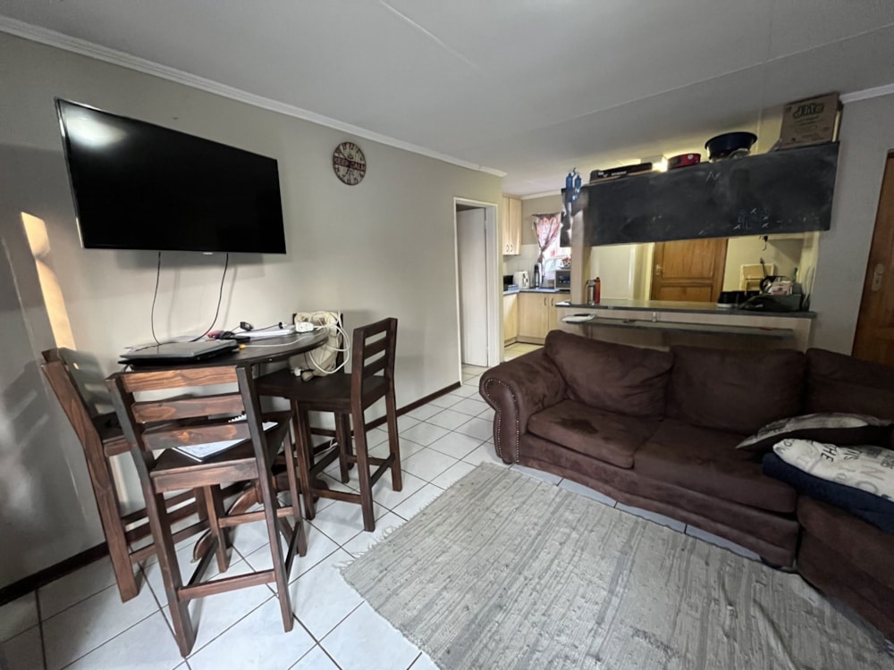 Townhouse for sale in Langenhovenpark - 1BX1713590 Townhouse for sale in Langenhovenpark - 1BX1713590