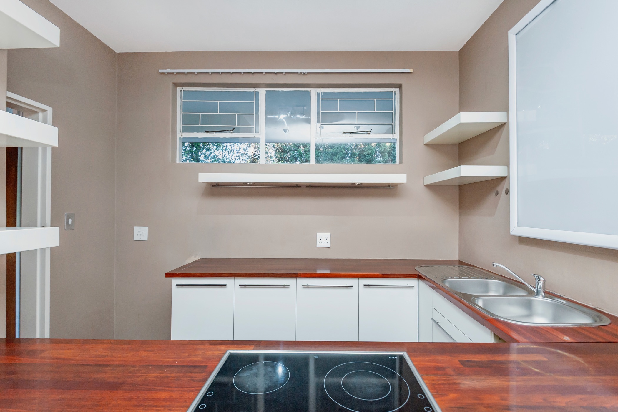 Apartment for sale in Bedfordview - BED1711120