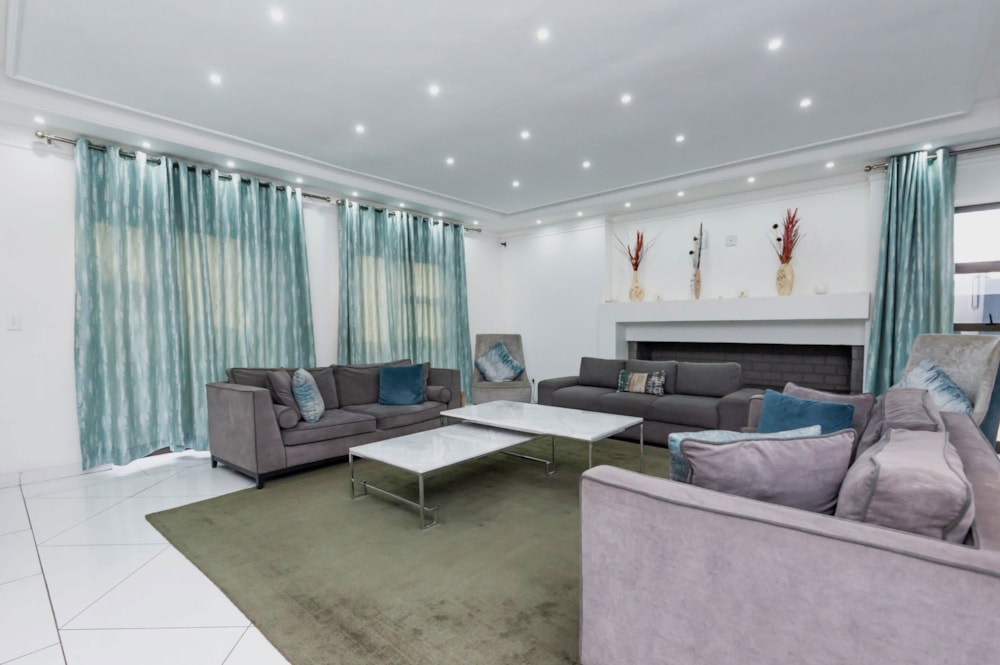 Double-storey house for sale in Oriel - BED1710745