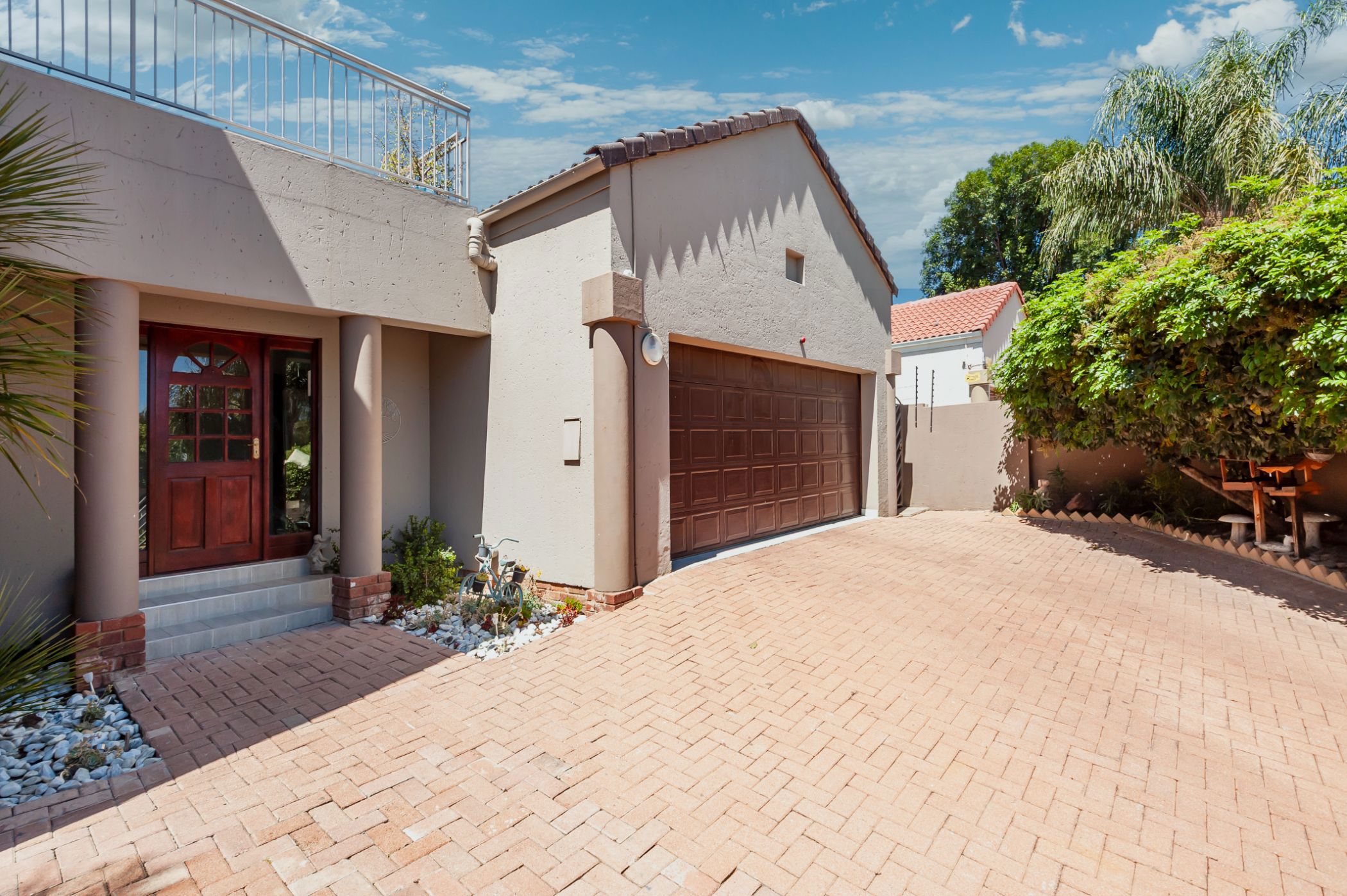 Security estate home for sale in Dowerglen Ext 3 - BED1714388