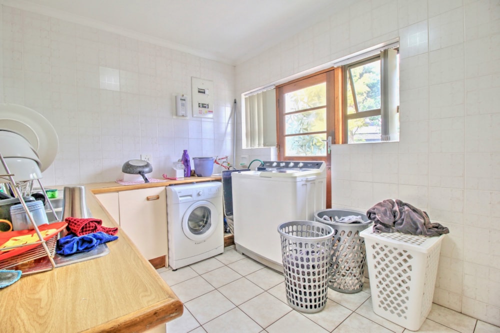 House let in Plattekloof - 1PLA1714430 House let in Plattekloof - 1PLA1714430