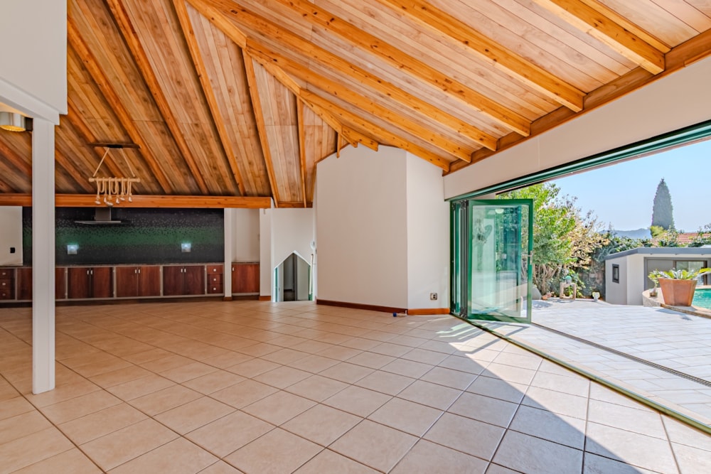 House for sale in Faerie Glen - PT1713498 House for sale in Faerie Glen - PT1713498