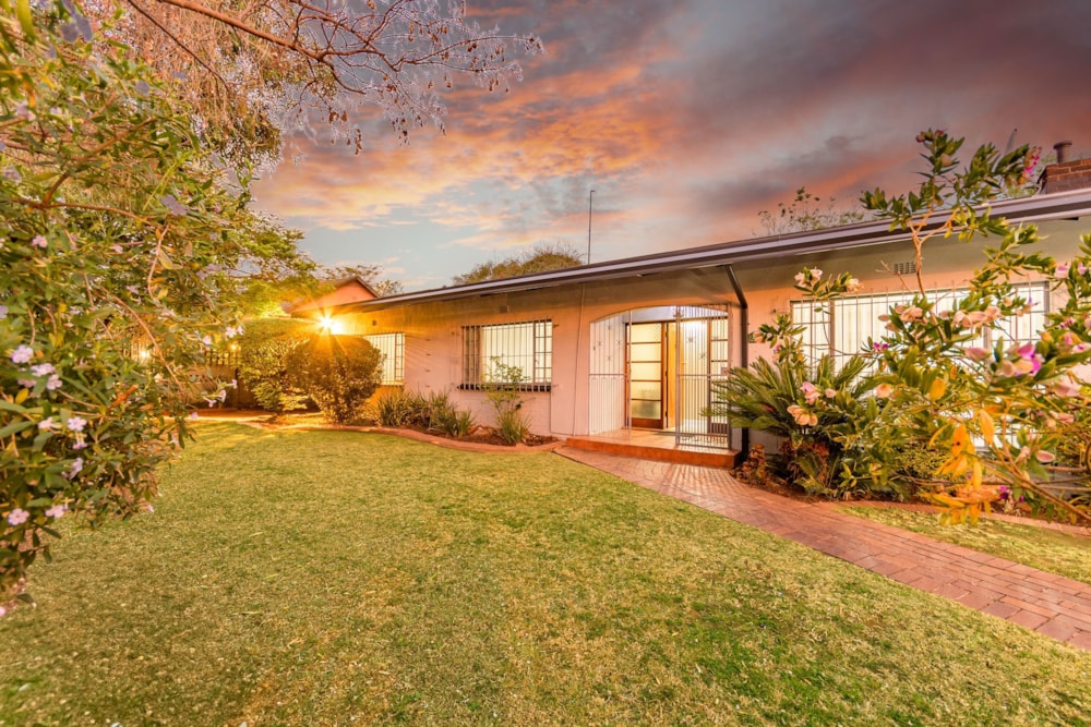 House for sale in Farrarmere - EN1709790 House for sale in Farrarmere - EN1709790