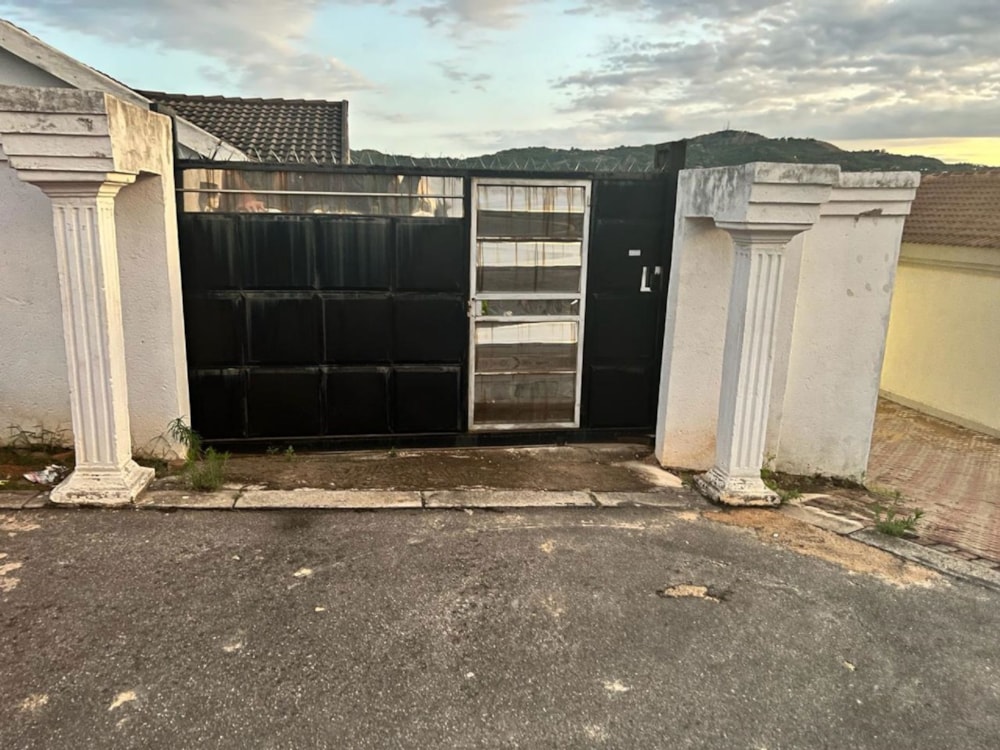 House for sale in Kamagugu - 1NS1713383 House for sale in Kamagugu - 1NS1713383