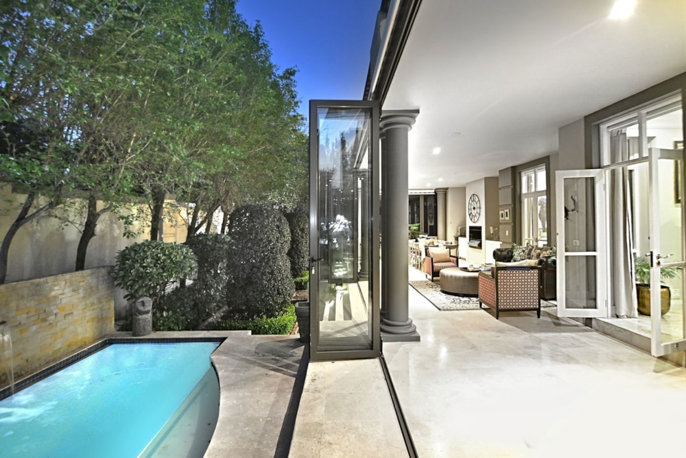 Double-storey cluster for sale in Hyde Park, Sandton - HP1711462 Double-storey cluster for sale in Hyde Park, Sandton - HP1711462