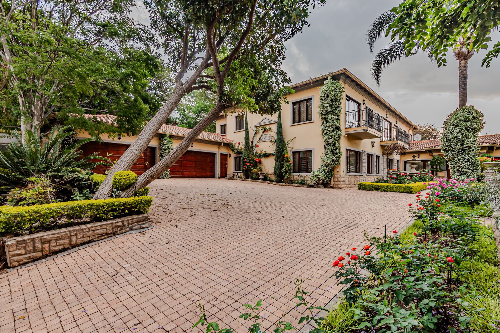 Double-storey house for sale in Waterkloof, Pretoria East - PT1716010