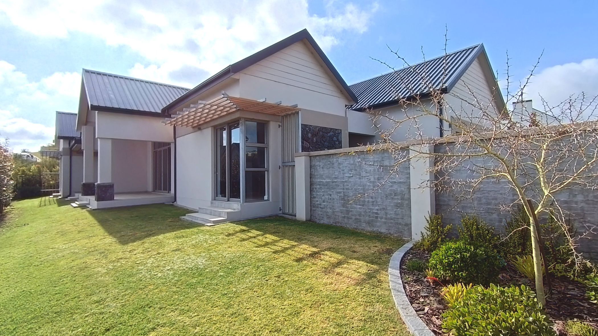 House for sale in Kingswood Golf Estate - GEO1642166