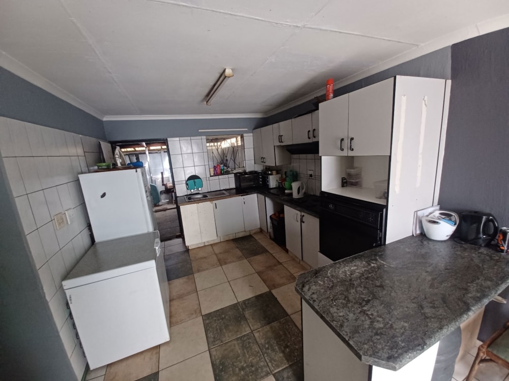 House for sale in Westridge, Mitchells Plain - 1MN1713563