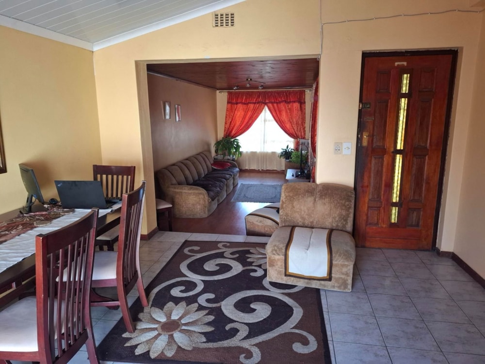 House for sale in Westridge, Mitchells Plain - 1MN1714451