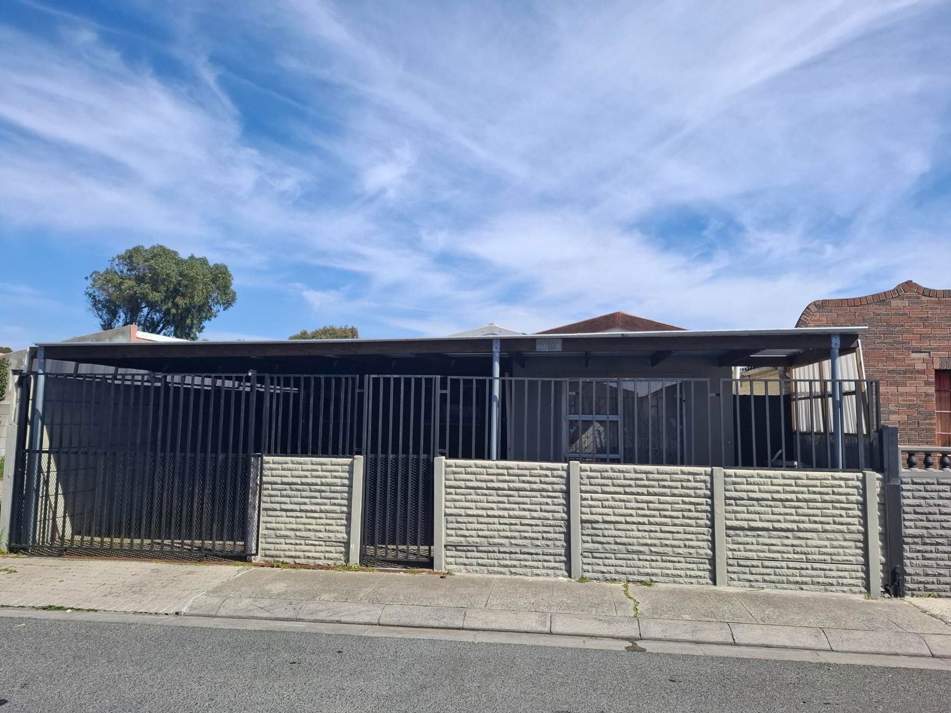 House for sale in Westridge, Mitchells Plain - 1MN1714451