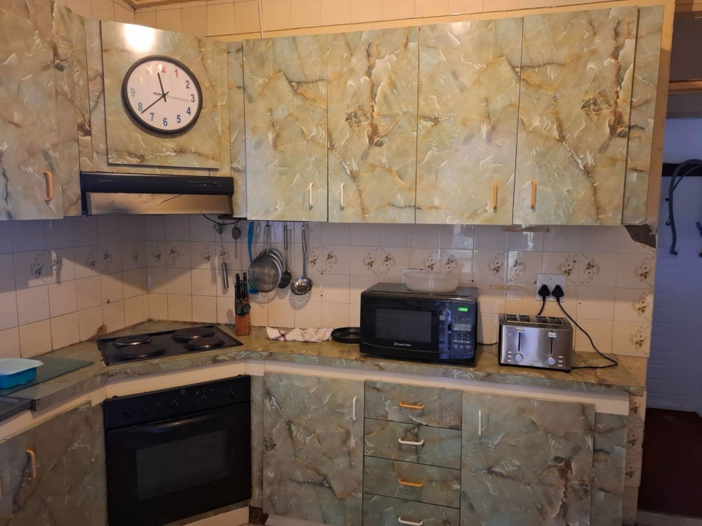 House for sale in Westridge, Mitchells Plain - 1MN1714451 House for sale in Westridge, Mitchells Plain - 1MN1714451