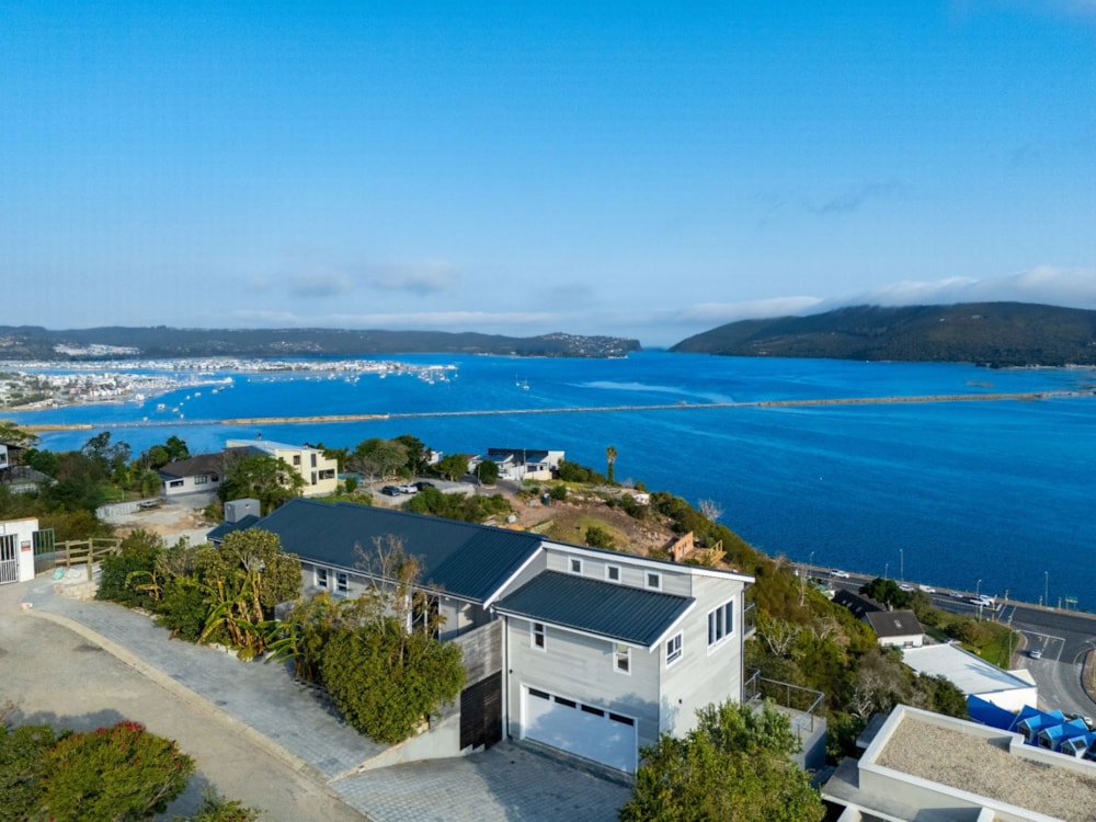 House for sale in Knysna Heights - 1KG1715290 House for sale in Knysna Heights - 1KG1715290