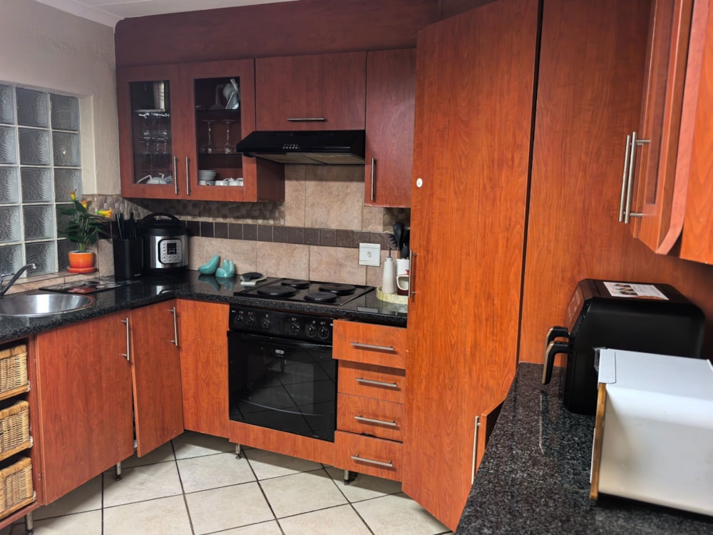 Apartment for sale in West Acres - 1NS1716217