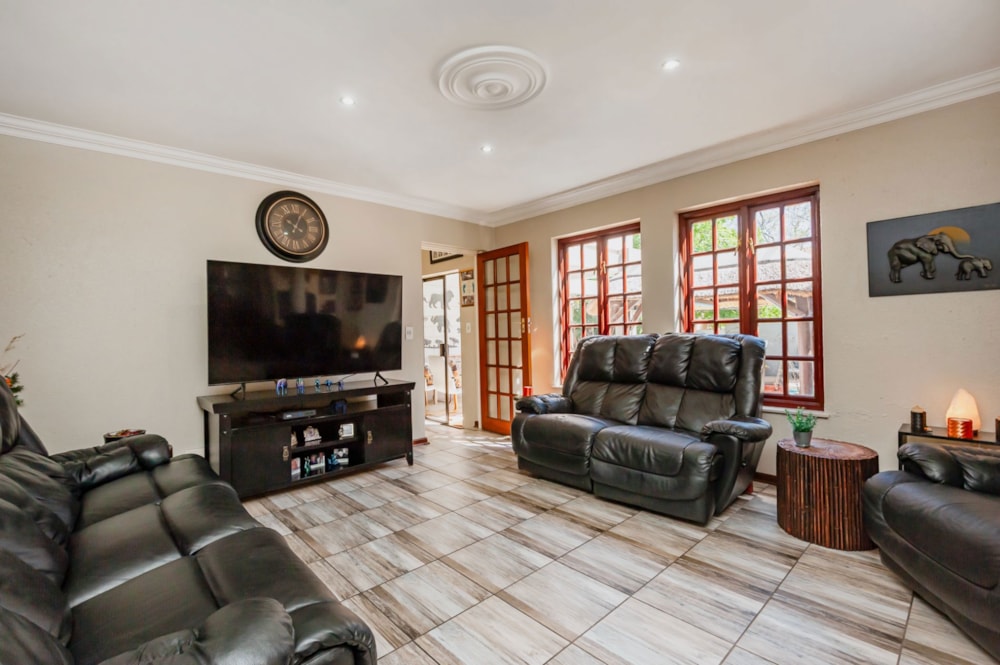 Security estate home for sale in Dowerglen Ext 3 - BED1714397 Security estate home for sale in Dowerglen Ext 3 - BED1714397