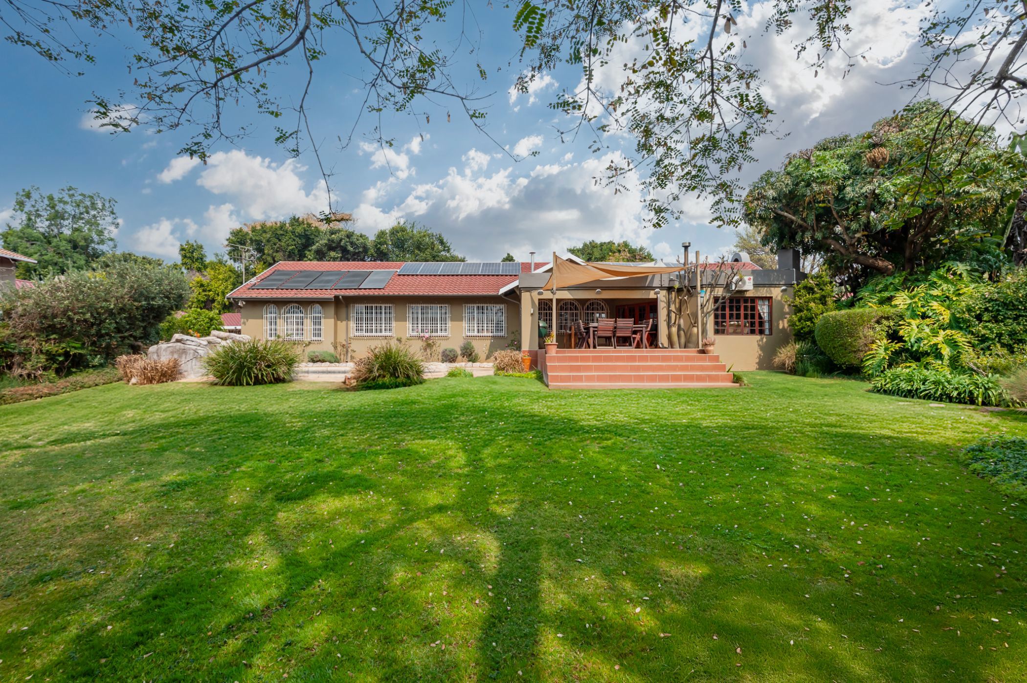 House for sale in Northcliff, Johannesburg - RAN1711135