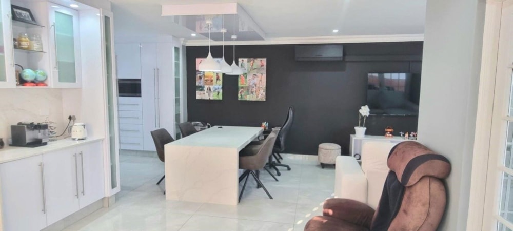 Townhouse for sale in Mount Edgecombe Country Estate - 1MT1716370 Townhouse for sale in Mount Edgecombe Country Estate - 1MT1716370