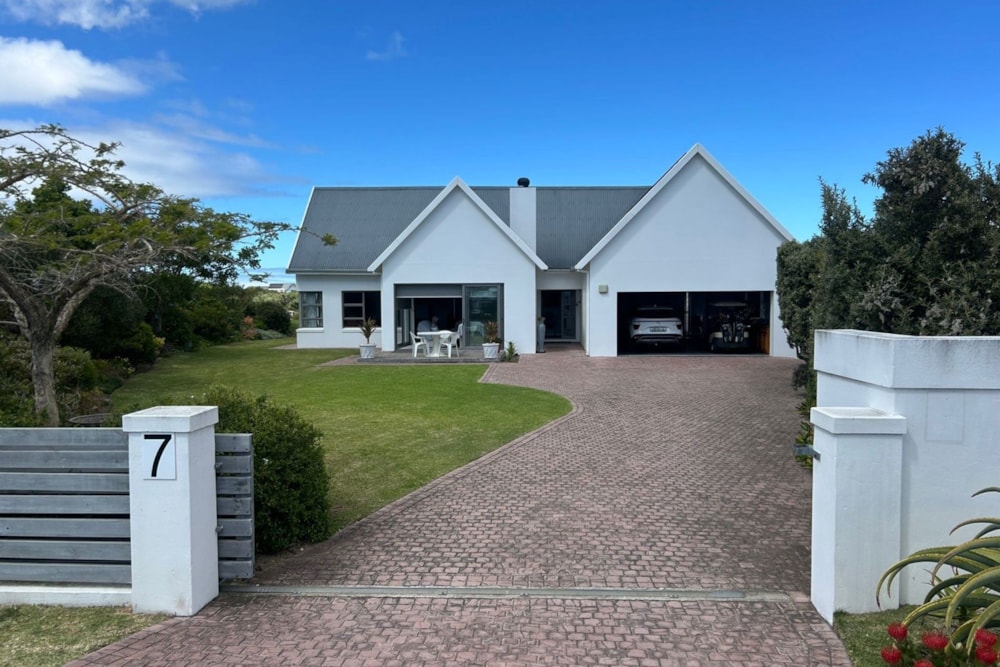 House for sale in St Francis Links - 1SA1716602 House for sale in St Francis Links - 1SA1716602