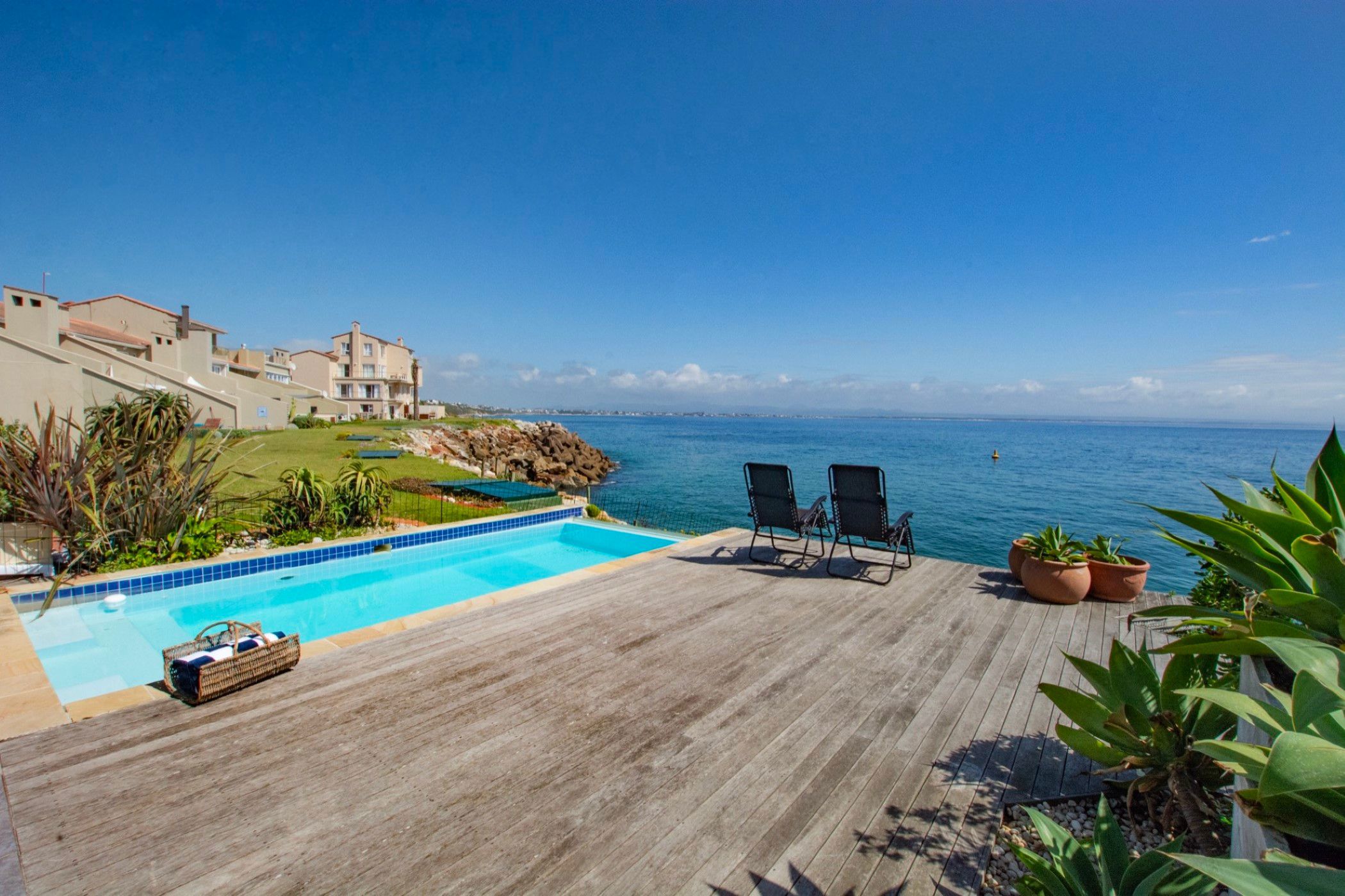 Apartment for sale in Port St Francis - 1SA1713537