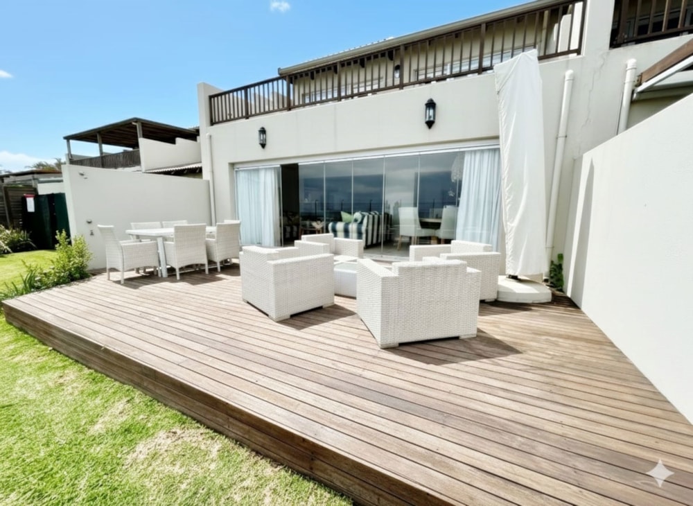 Townhouse for sale in uMhlanga Rocks - 1ND1714763
